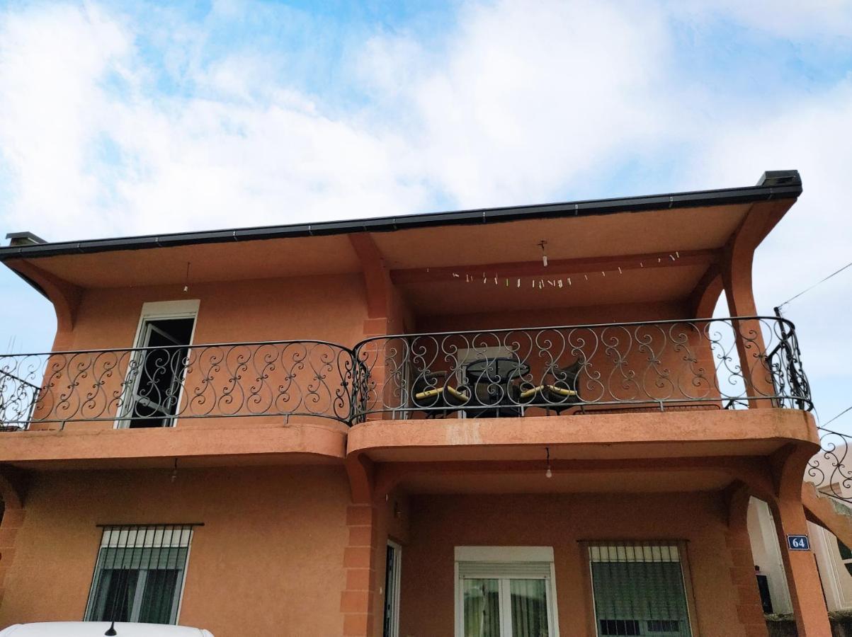 Boki Family Home De Lux バール エクステリア 写真